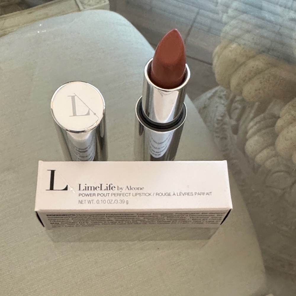 LimeLife by Alcone Power Pout Lipstick - Soft Nude